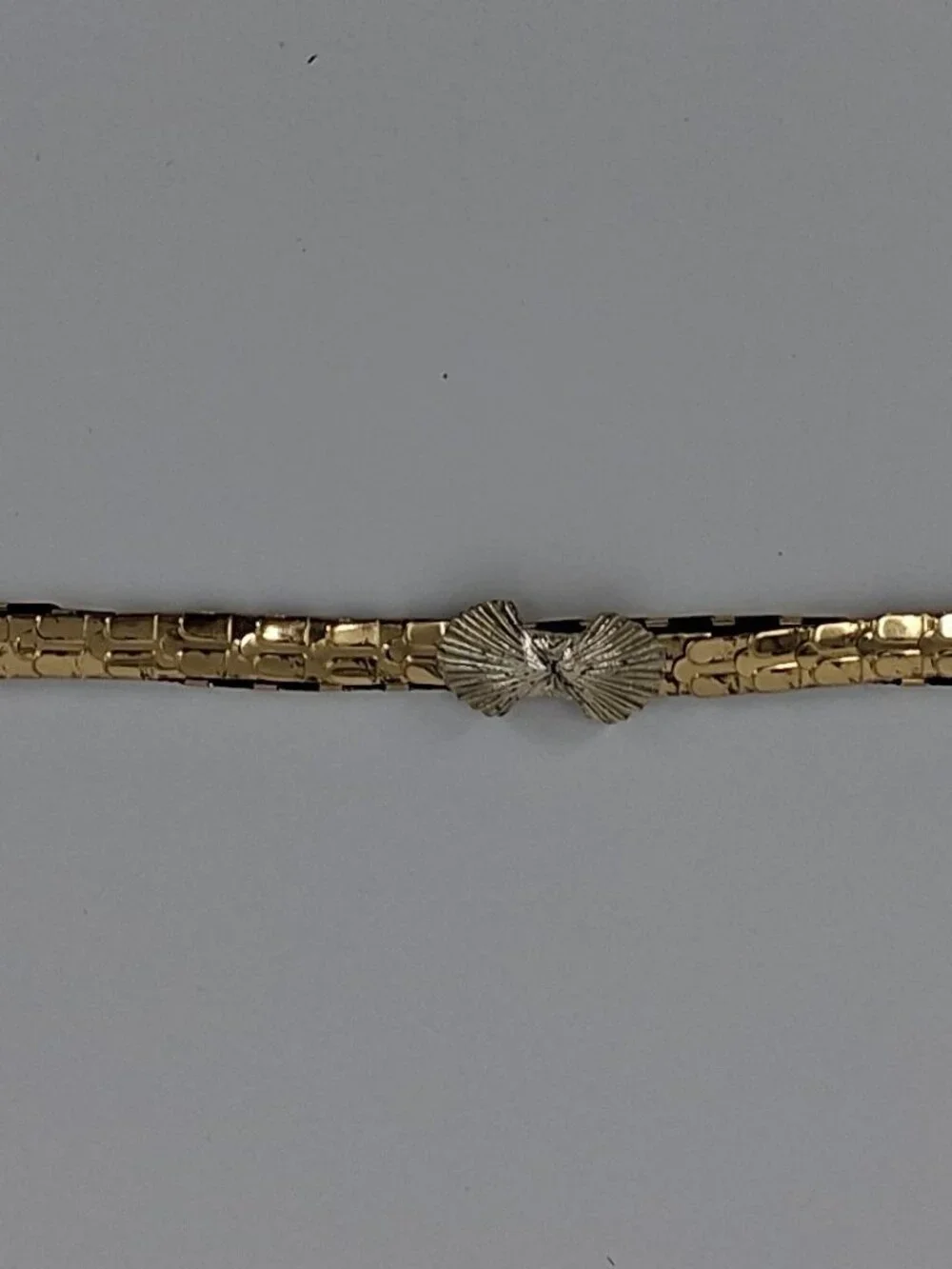 Vintage Gold Scale Slinky Stretch Belt, Embossed Metal Skinny Fashion Belt 1980s